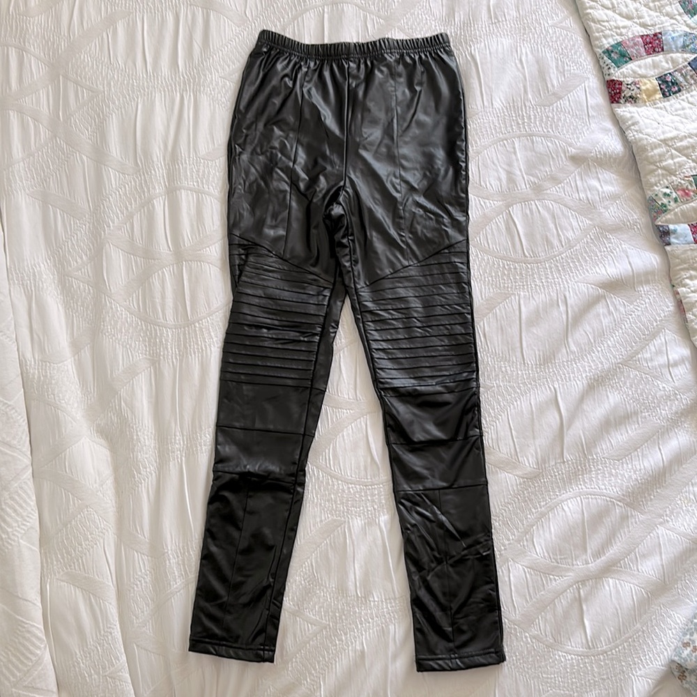 Plush, faux leather fleece lined moto leggings